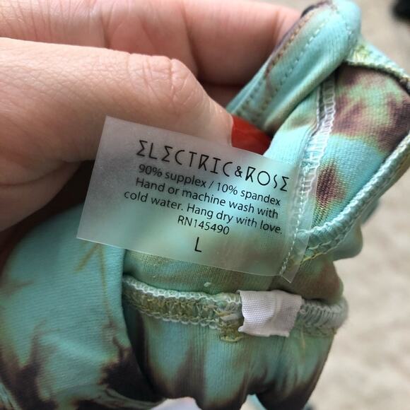 Electric & Rose Matching Tie Dye Workout Set (M Bottoms, L Top) - Picture 6 of 7